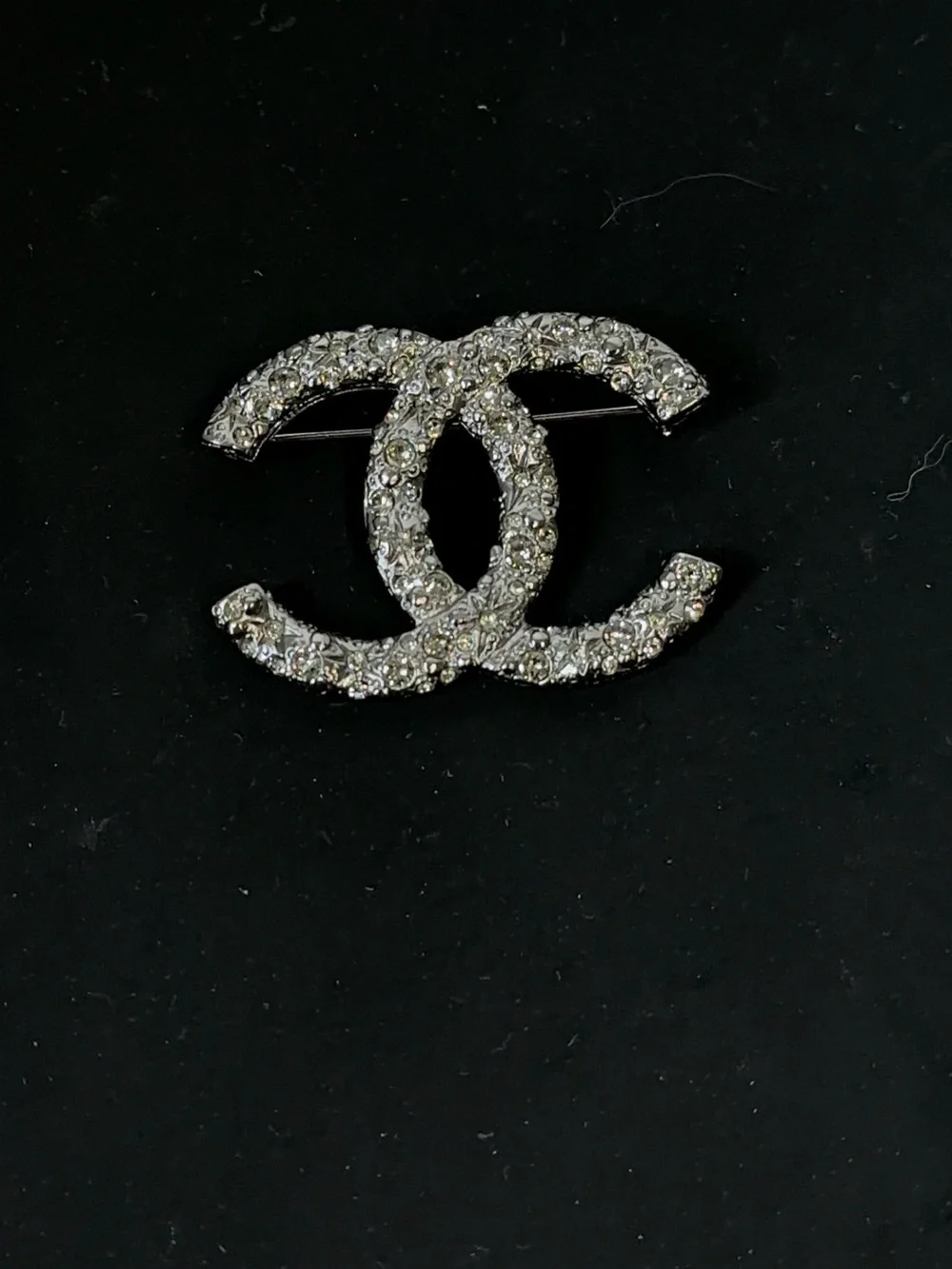 CHANEL Crystal CC Brooch - Silver